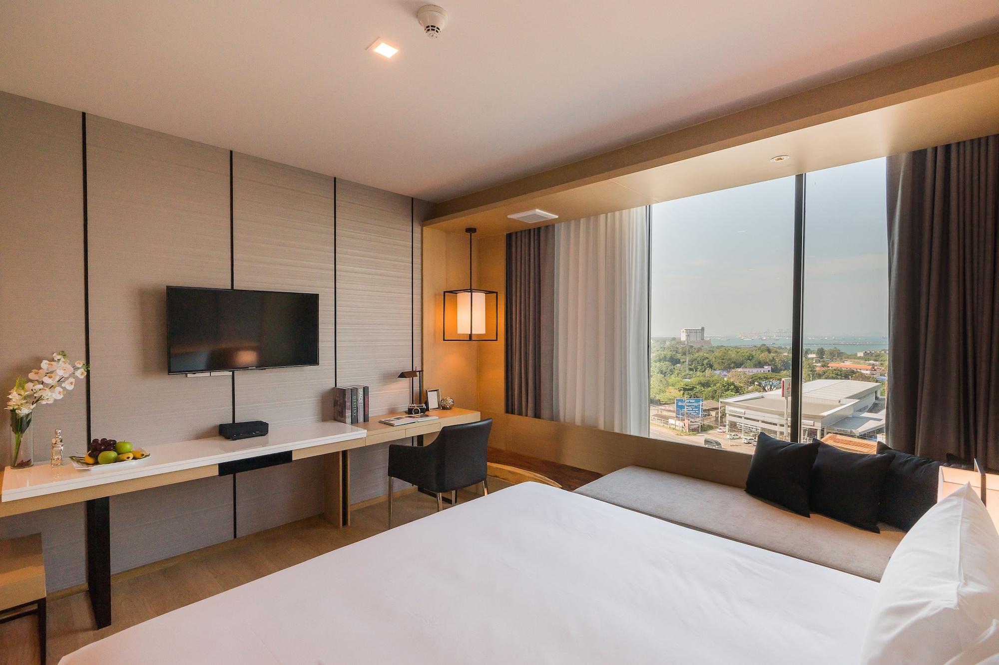 Arize Hotel Sri Racha Si Racha Exteriör bild