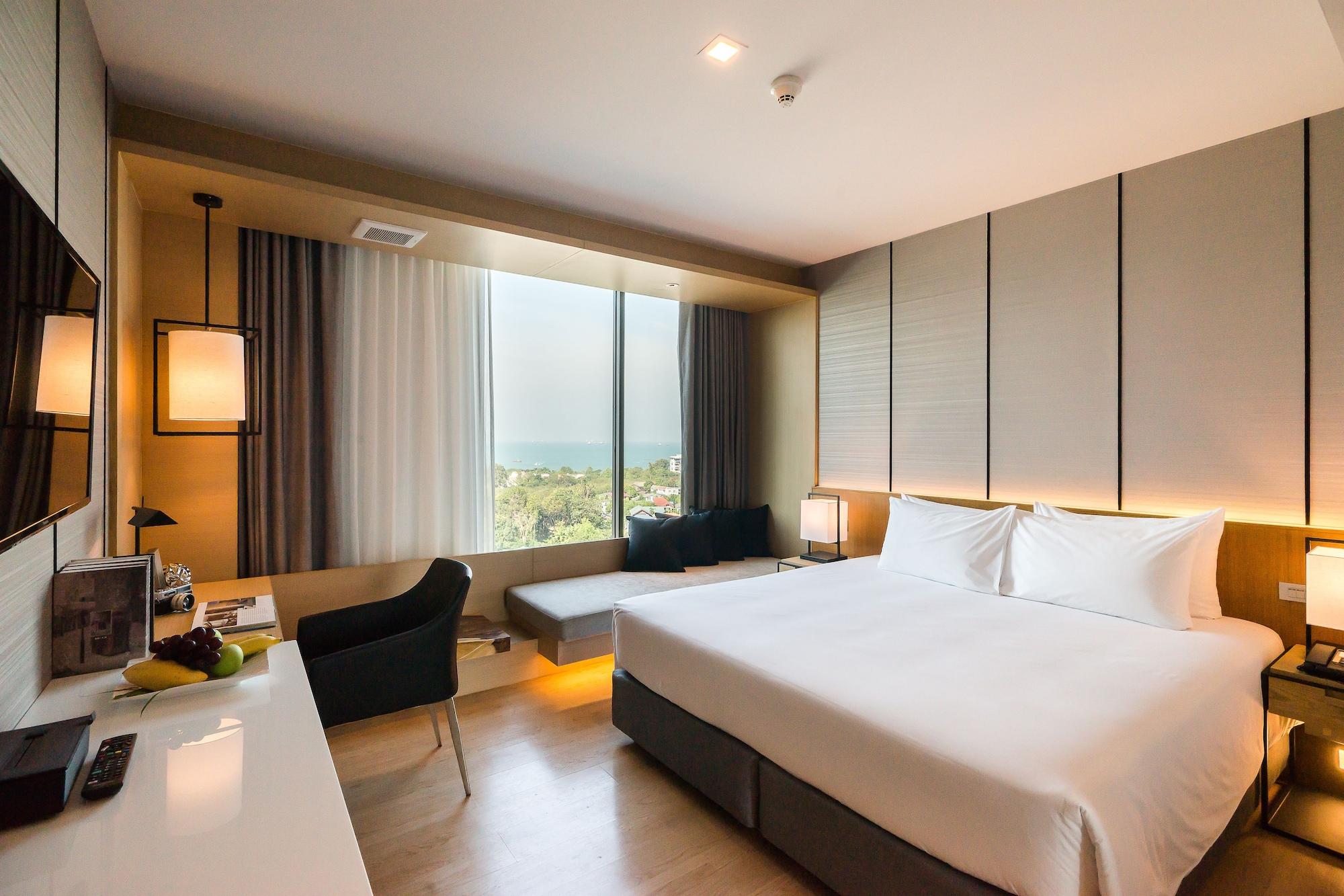 Arize Hotel Sri Racha Si Racha Exteriör bild