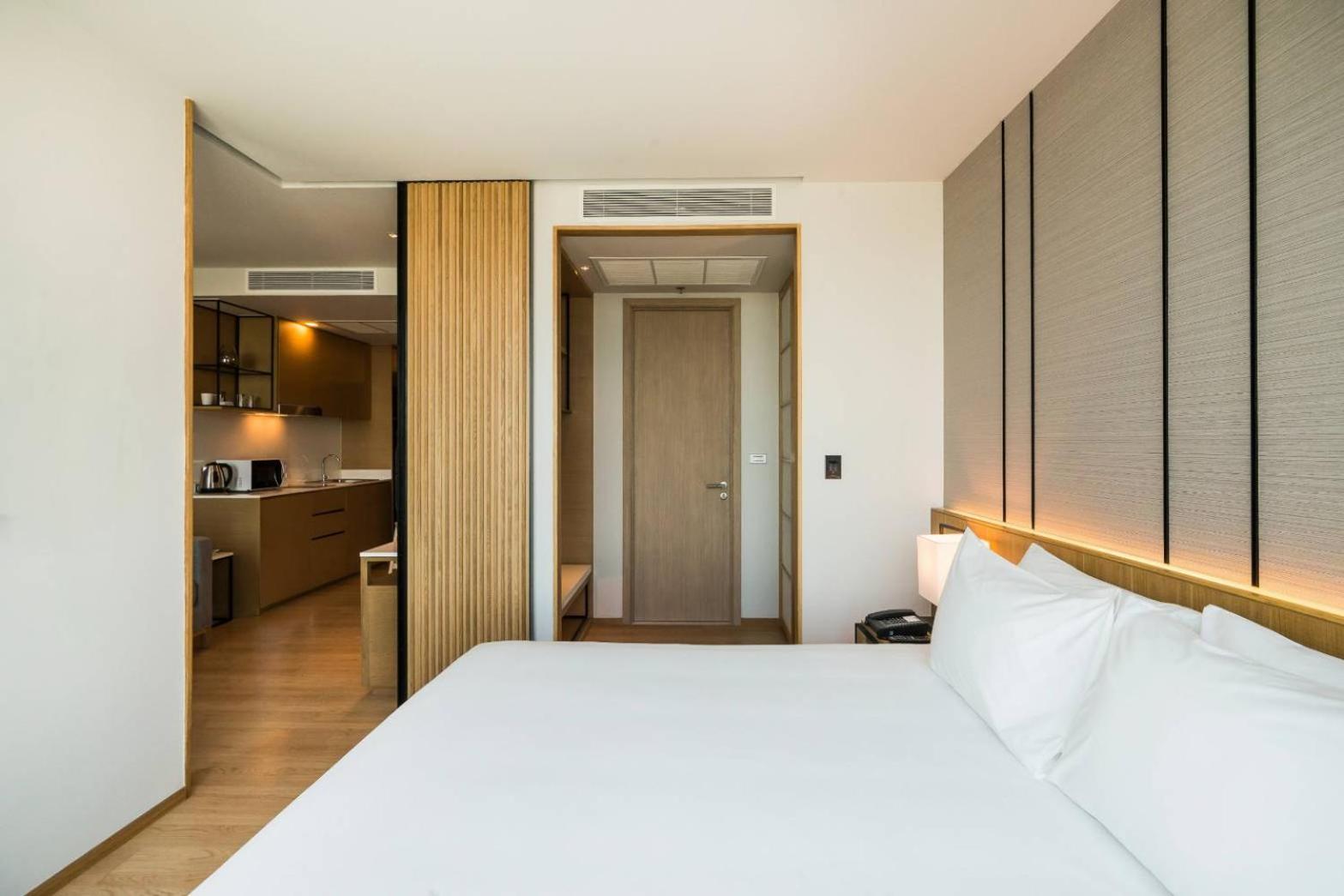 Arize Hotel Sri Racha Si Racha Exteriör bild