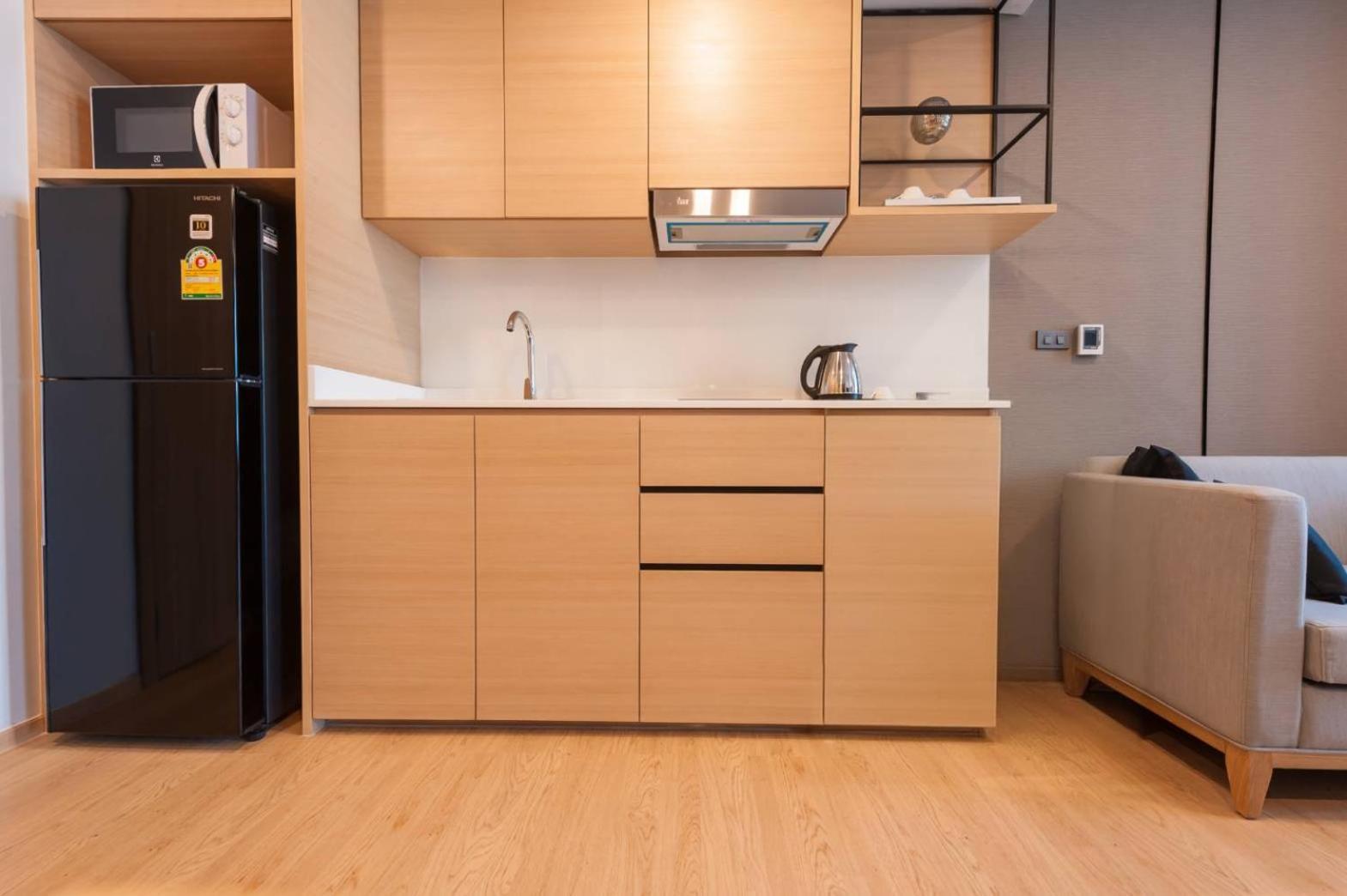 Arize Hotel Sri Racha Si Racha Exteriör bild