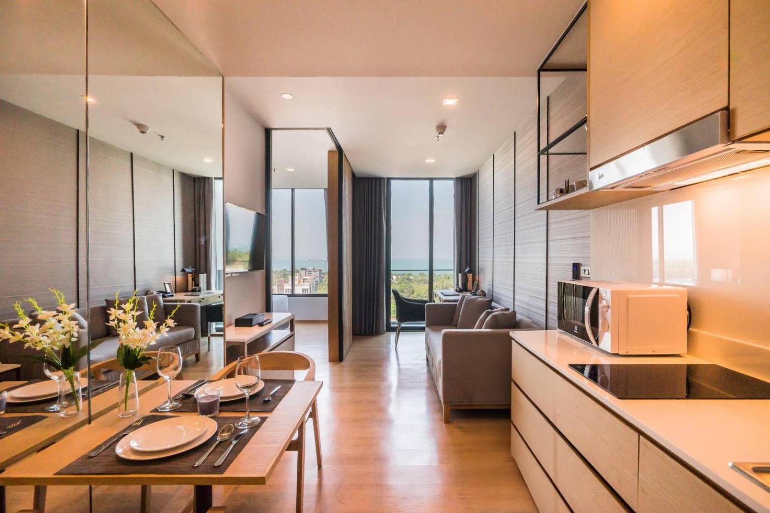 Arize Hotel Sri Racha Si Racha Exteriör bild