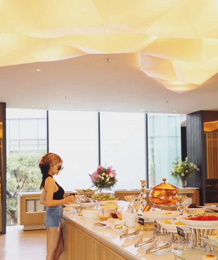 Arize Hotel Sri Racha Si Racha Exteriör bild