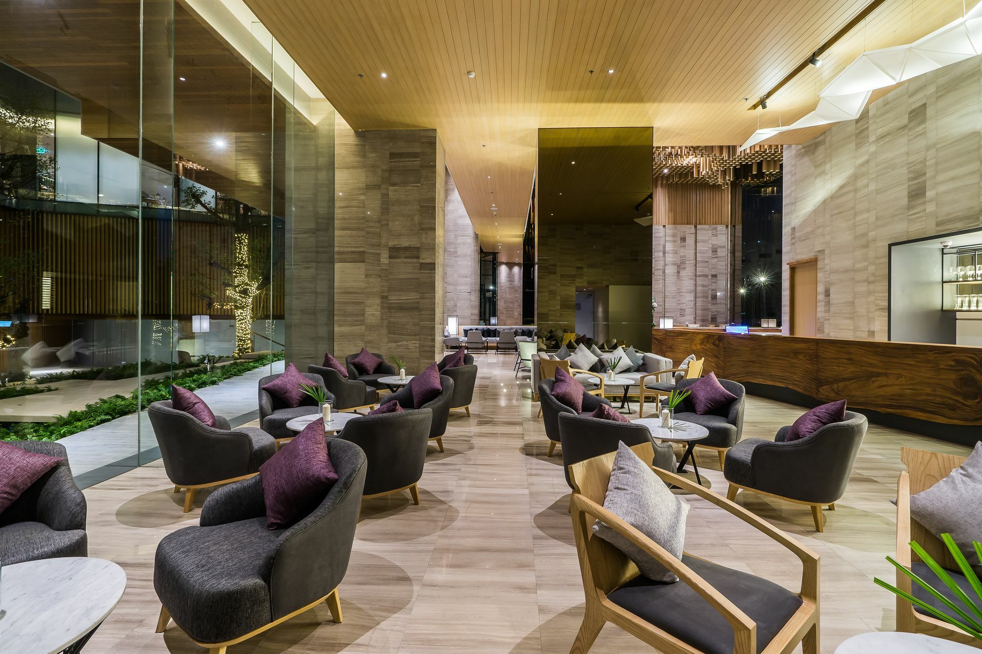 Arize Hotel Sri Racha Si Racha Exteriör bild