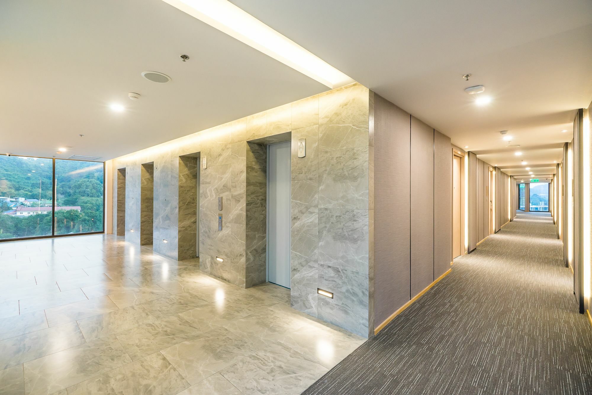 Arize Hotel Sri Racha Si Racha Exteriör bild