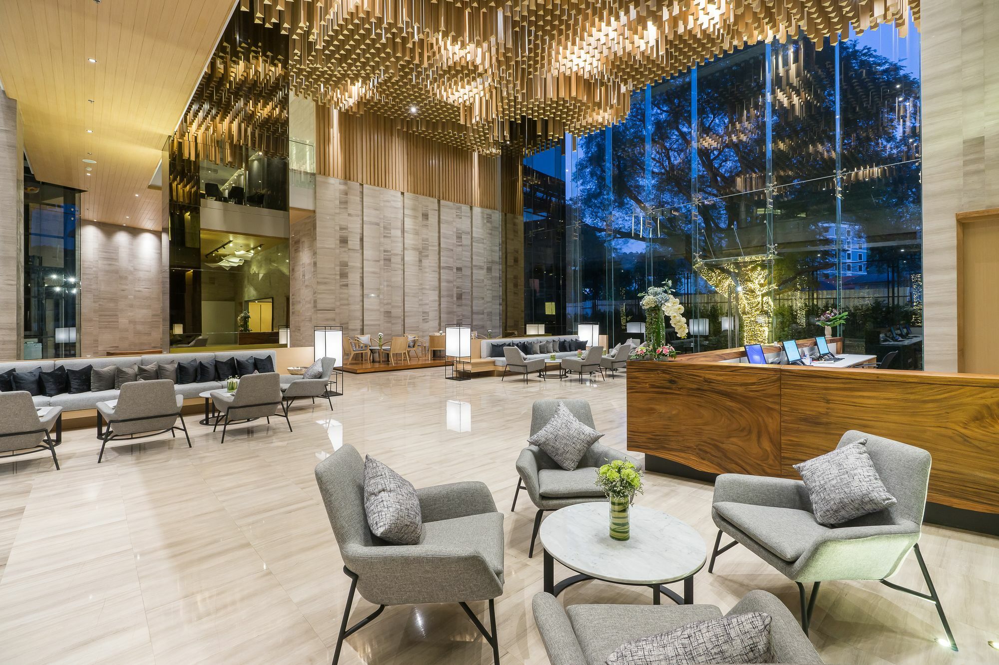 Arize Hotel Sri Racha Si Racha Exteriör bild